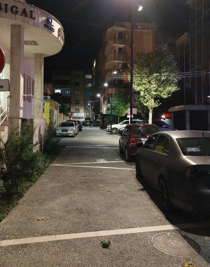 Tirana City Center Apartment Экстерьер фото